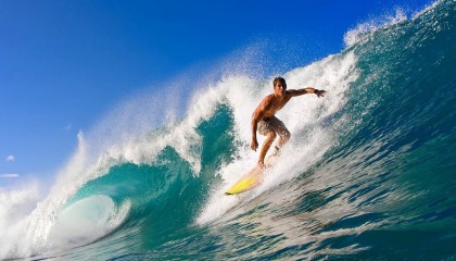 开云体育下载-伊朗队中场罗德里格斯在巴黎奥运会上展现出强大的组织能力，伊朗总统内甲德